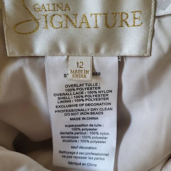 NWT Galina Signature Beaded/Lace Wedding Dress from David's Bridal - Siz… - Picture 7 of 7